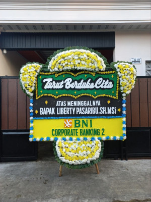 Papan Bunga Duka di Mannem