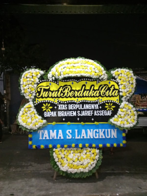 Papan Bunga Duka di Mannem