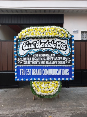 Papan Bunga Duka di Mannem